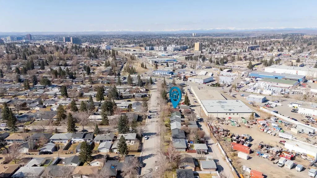 48 Franklin Drive SE Calgary AB T2H0T9