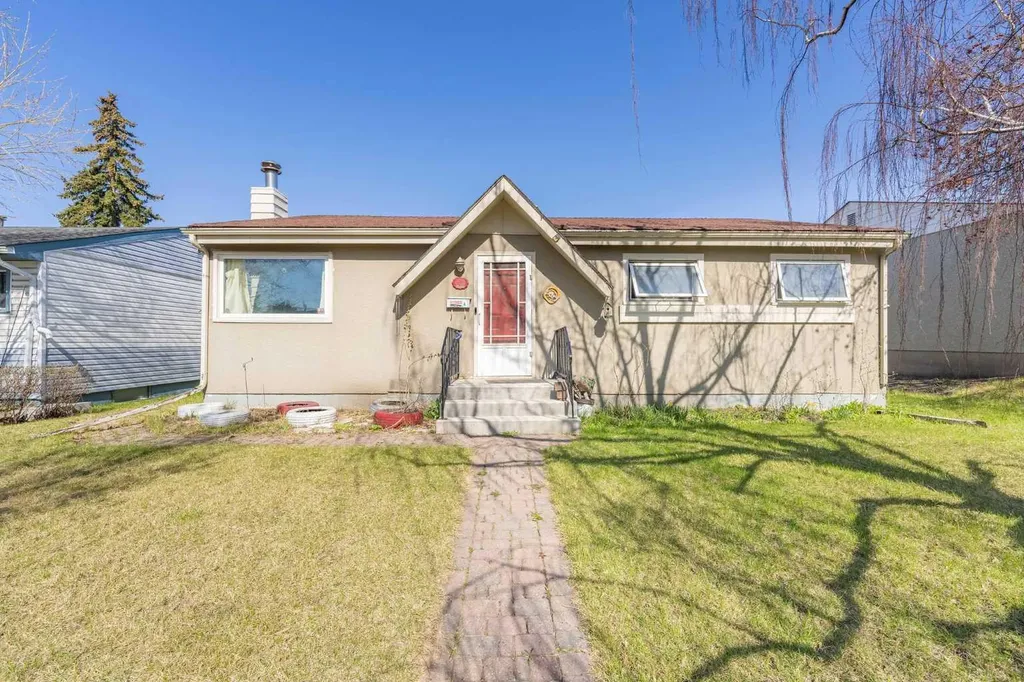 48 Franklin Drive SE Calgary AB T2H0T9