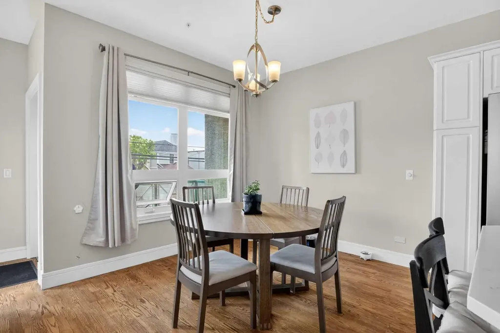 2 14 Street NW Calgary AB T2N 1Z4