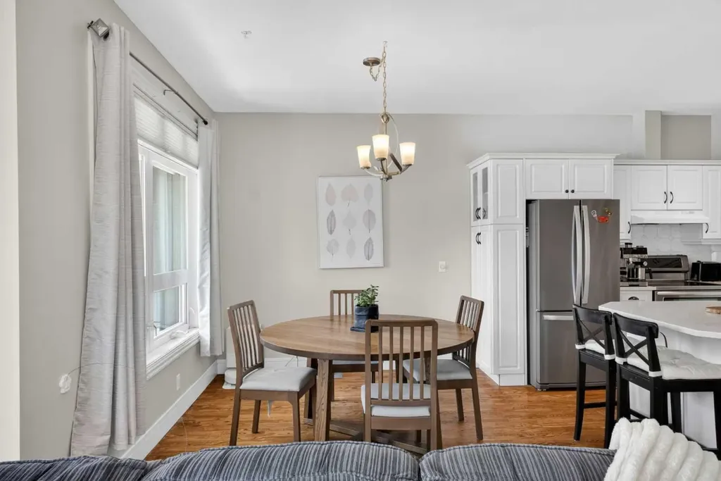 2 14 Street NW Calgary AB T2N 1Z4