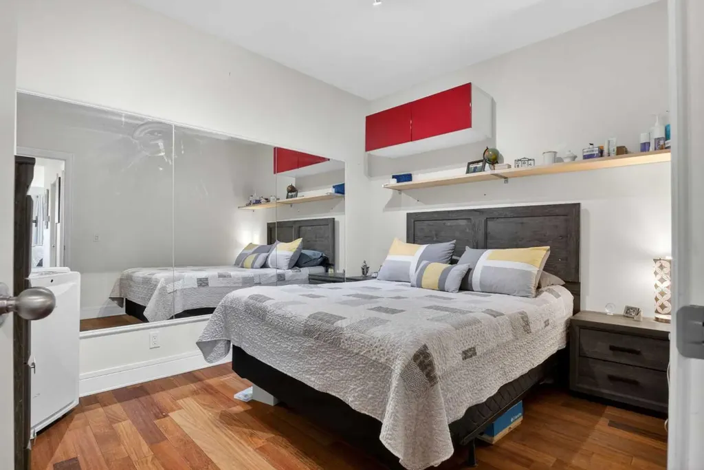 2 14 Street NW Calgary AB T2N 1Z4