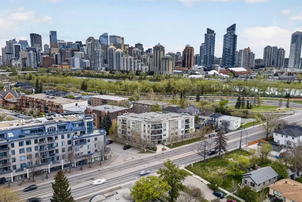 2 14 Street NW Calgary AB T2N 1Z4