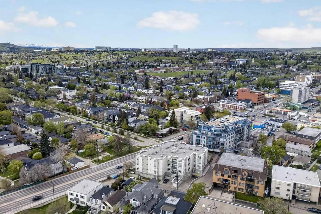 2 14 Street NW Calgary AB T2N 1Z4