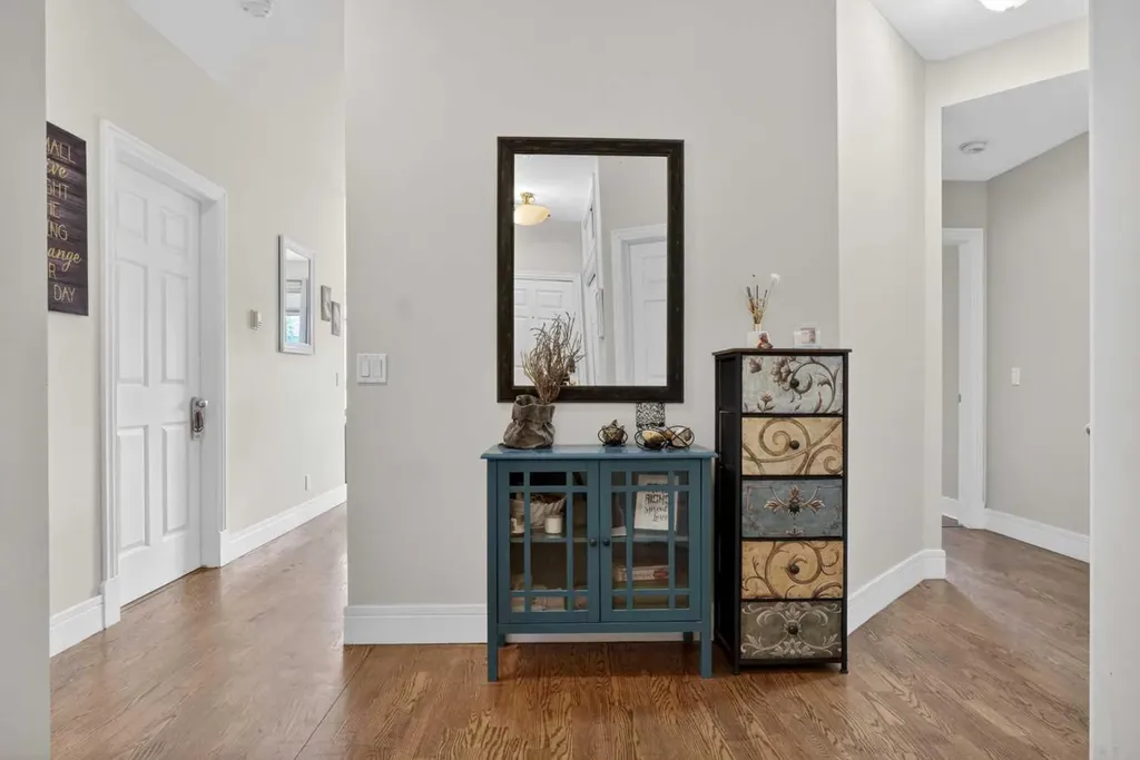 2 14 Street NW Calgary AB T2N 1Z4