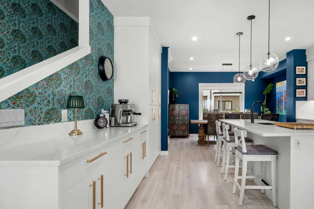 8161 8 Avenue Calgary AB T3H 6H9