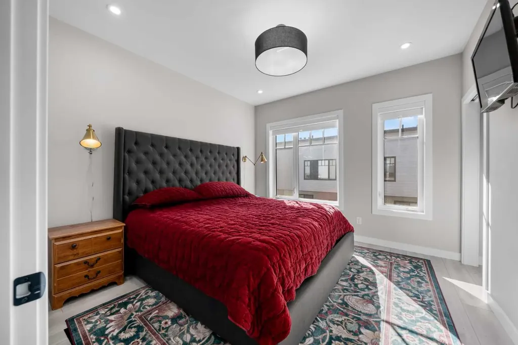 8161 8 Avenue Calgary AB T3H 6H9
