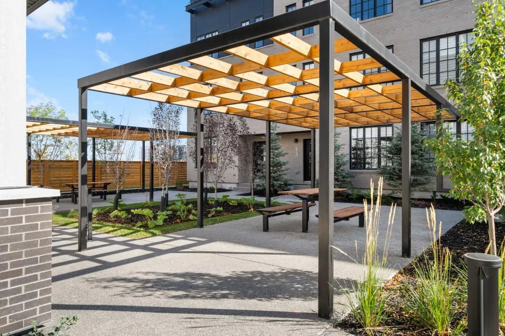 8161 8 Avenue Calgary AB T3H 6H9