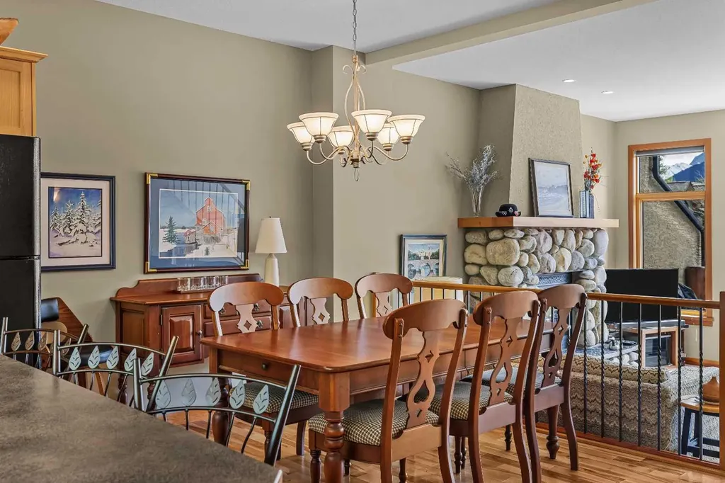 137 Wapiti Close Canmore AB T1W3B2