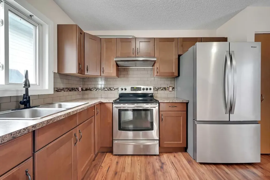 51 Covington Rise NE Calgary AB T3K 4A9
