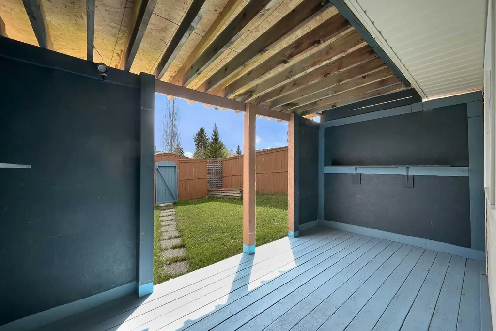 51 Covington Rise NE Calgary AB T3K 4A9