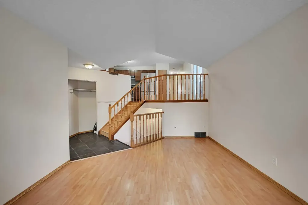 51 Covington Rise NE Calgary AB T3K 4A9