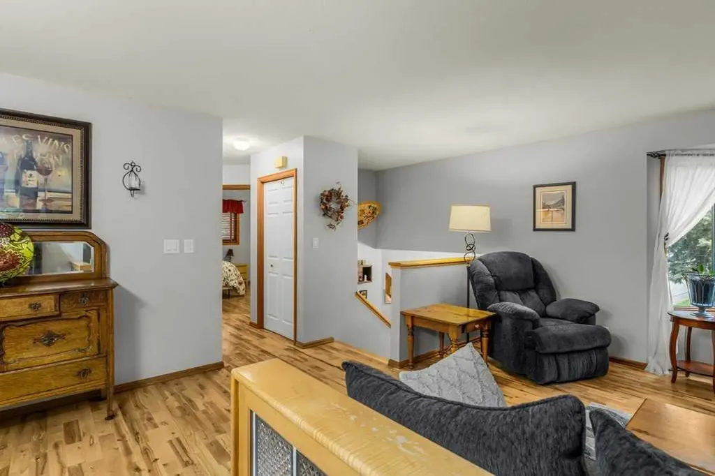 146 Cougar Point Road Canmore AB T1W 1A1