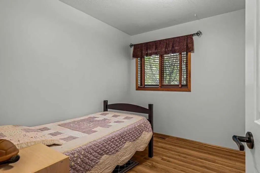 146 Cougar Point Road Canmore AB T1W 1A1