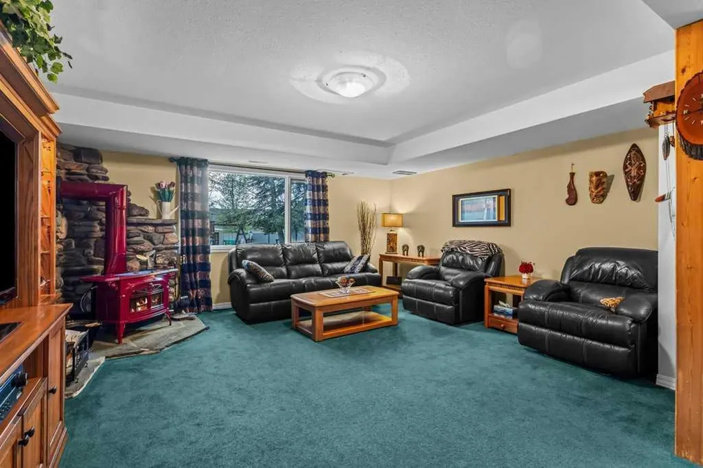 146 Cougar Point Road Canmore AB T1W 1A1