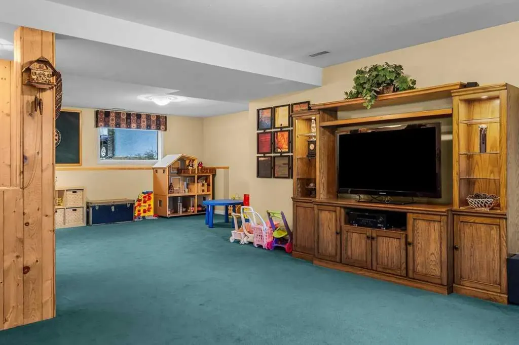146 Cougar Point Road Canmore AB T1W 1A1
