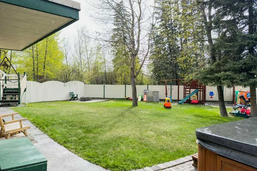 146 Cougar Point Road Canmore AB T1W 1A1