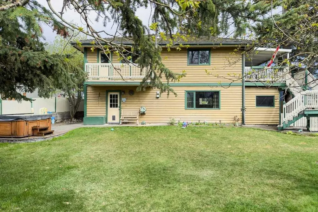 146 Cougar Point Road Canmore AB T1W 1A1