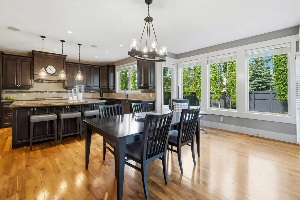 214 Aspen Glen Place SW Calgary AB T3H 0E8