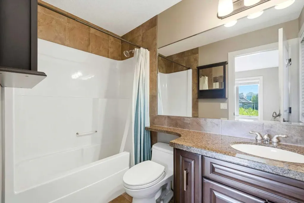 214 Aspen Glen Place SW Calgary AB T3H 0E8