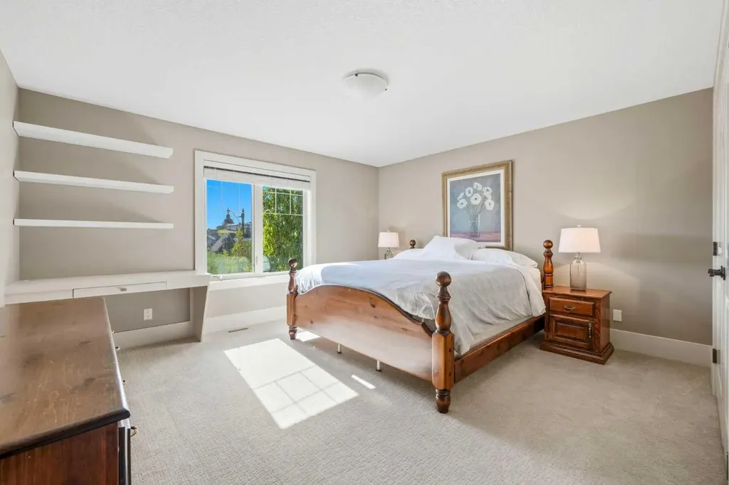 214 Aspen Glen Place SW Calgary AB T3H 0E8