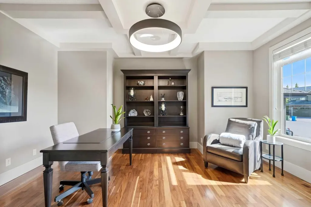 214 Aspen Glen Place SW Calgary AB T3H 0E8