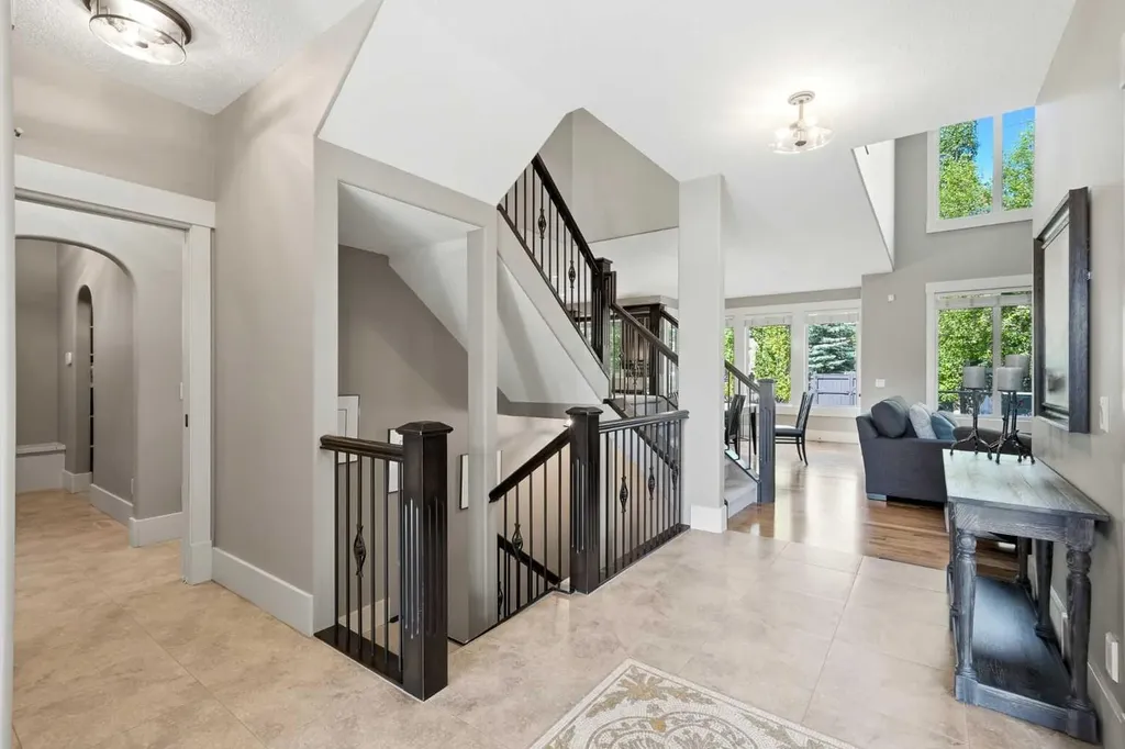 214 Aspen Glen Place SW Calgary AB T3H 0E8