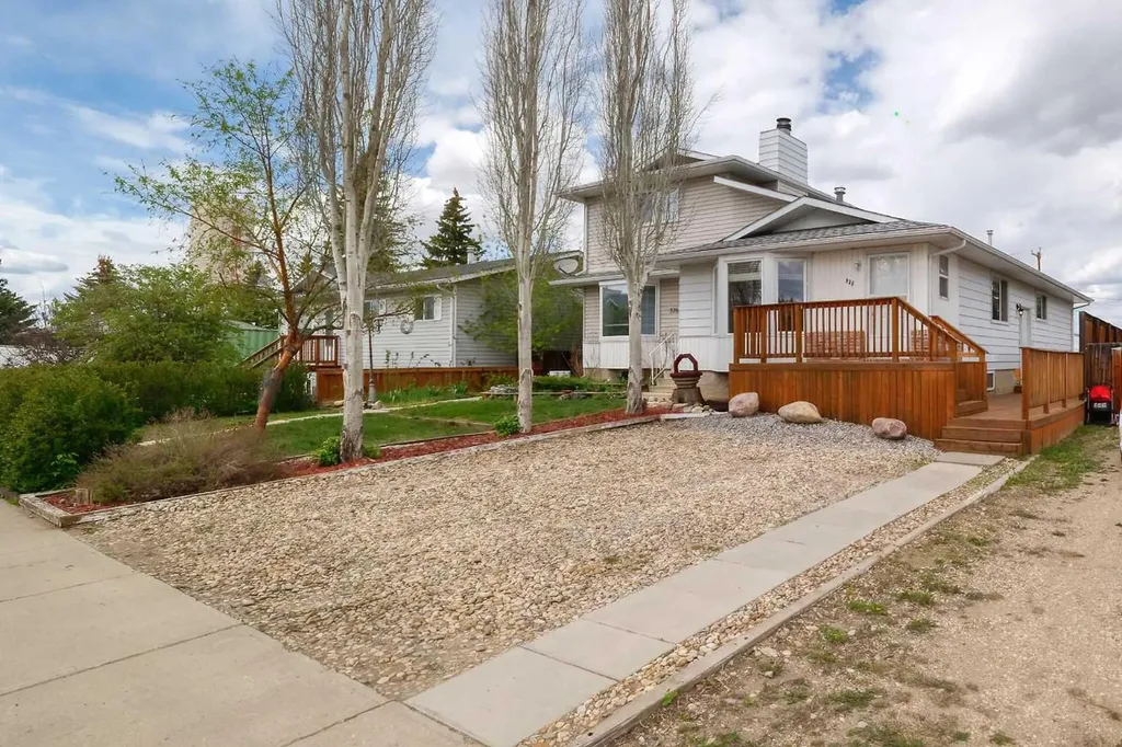 328 6 Street Irricana AB T0M1B0