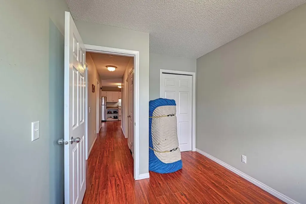 328 6 Street Irricana AB T0M1B0