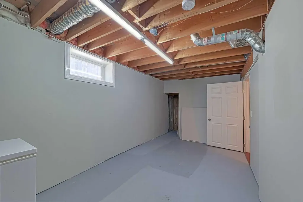 328 6 Street Irricana AB T0M1B0