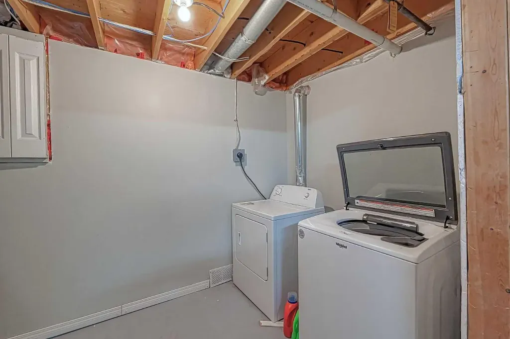 328 6 Street Irricana AB T0M1B0