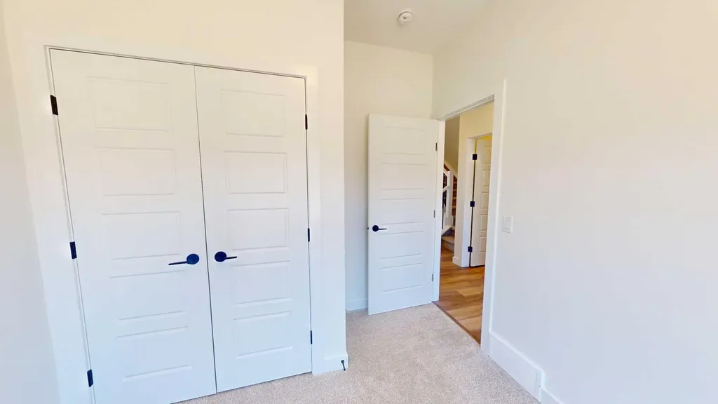 56 Mercado Road SE Calgary AB T3M 3Y4