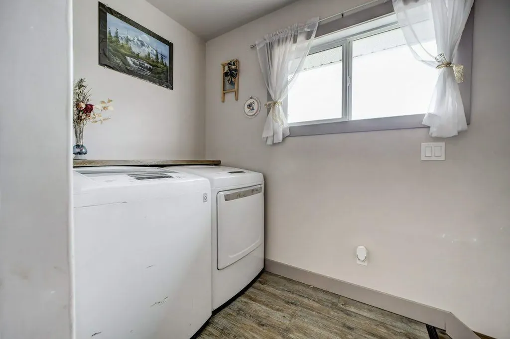 8501 21 Avenue Coleman AB T0K 0M0