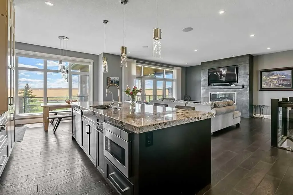 500-402080 23 Street W Rural Foothills County AB T1S 1A2