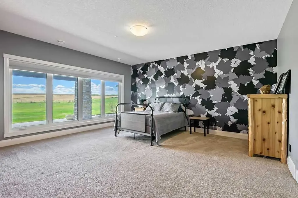 500-402080 23 Street W Rural Foothills County AB T1S 1A2