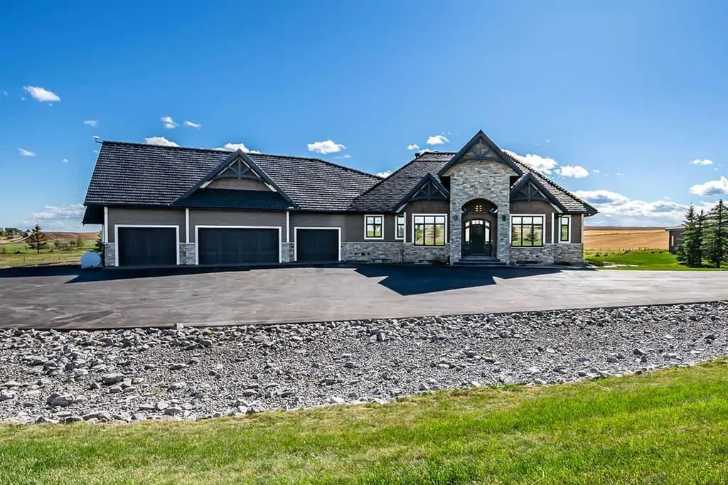 500-402080 23 Street W Rural Foothills County AB T1S 1A2