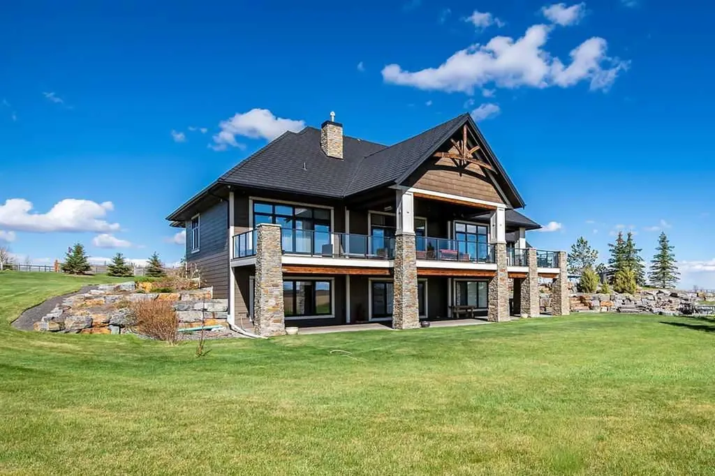 500-402080 23 Street W Rural Foothills County AB T1S 1A2