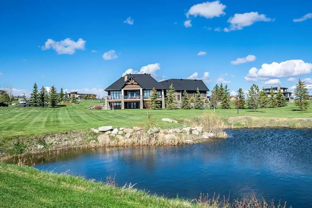 500-402080 23 Street W Rural Foothills County AB T1S 1A2
