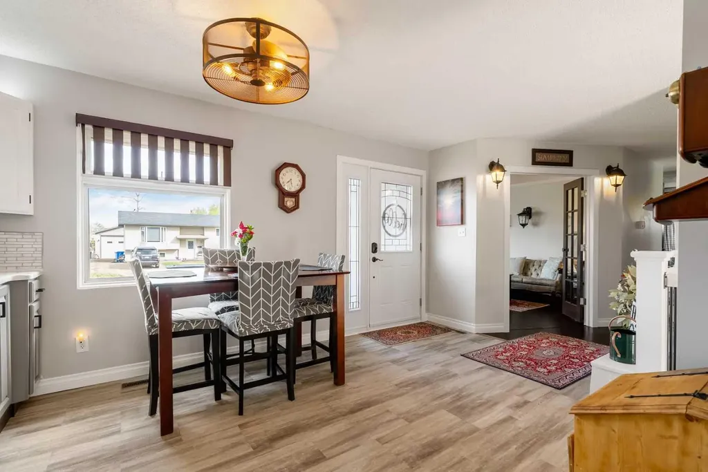 18 Moberly Crescent Fort Mcmurray AB T9H 1G9