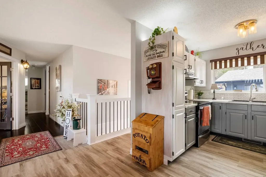 18 Moberly Crescent Fort Mcmurray AB T9H 1G9