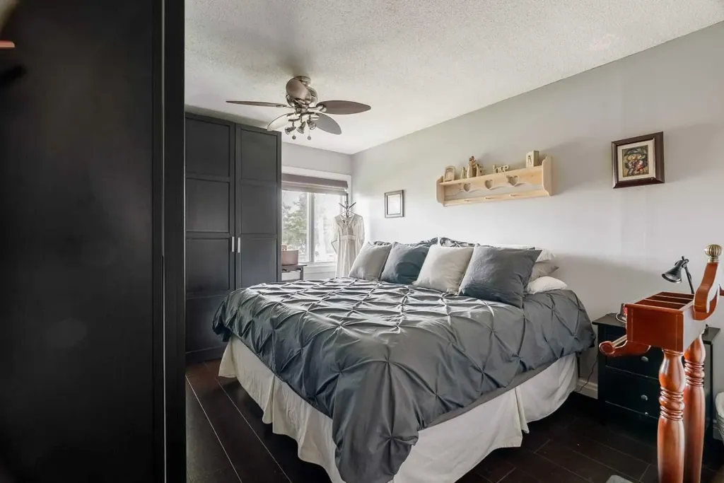 18 Moberly Crescent Fort Mcmurray AB T9H 1G9