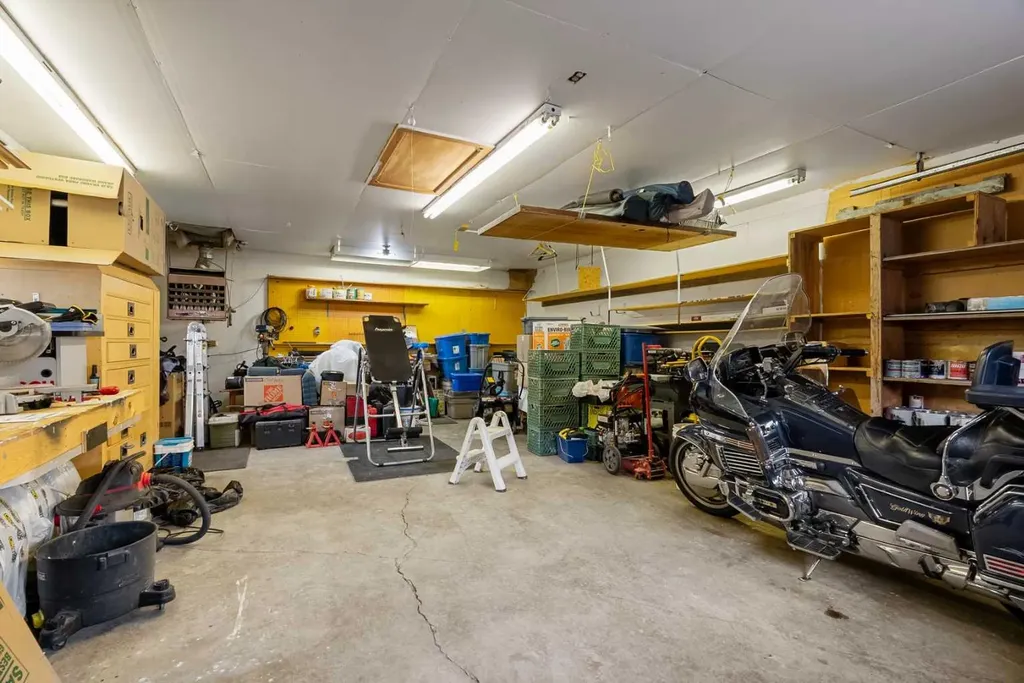 18 Moberly Crescent Fort Mcmurray AB T9H 1G9