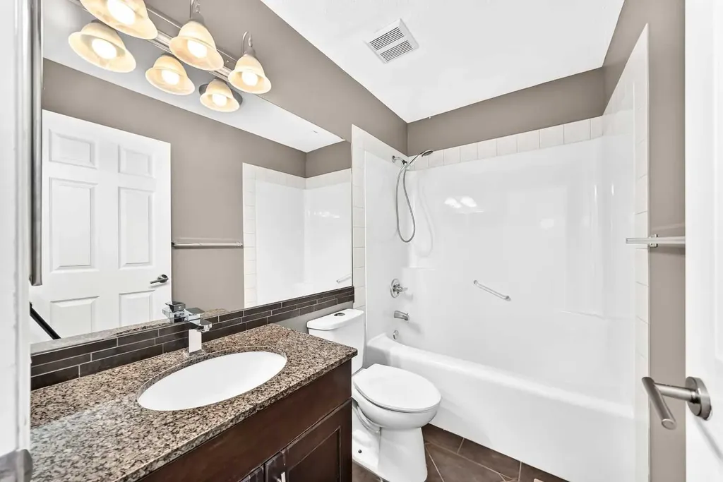 6 Cougarstone Crescent SW Calgary AB T3H 4Z3