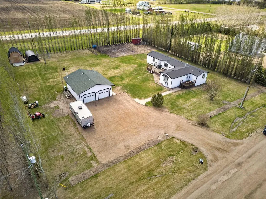 9229 95 Avenue Rural Mackenzie County AB T0H2H0