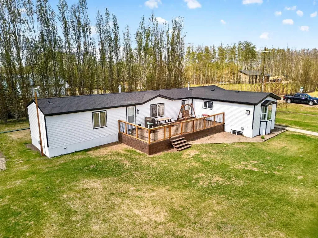 9229 95 Avenue Rural Mackenzie County AB T0H2H0