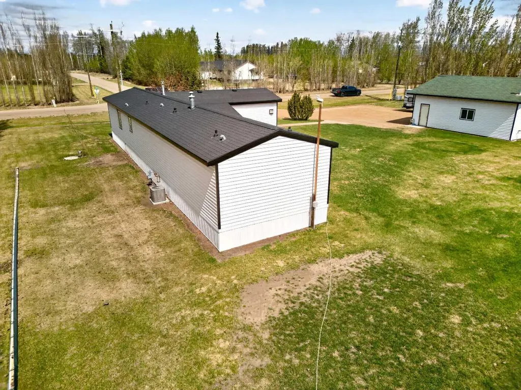 9229 95 Avenue Rural Mackenzie County AB T0H2H0
