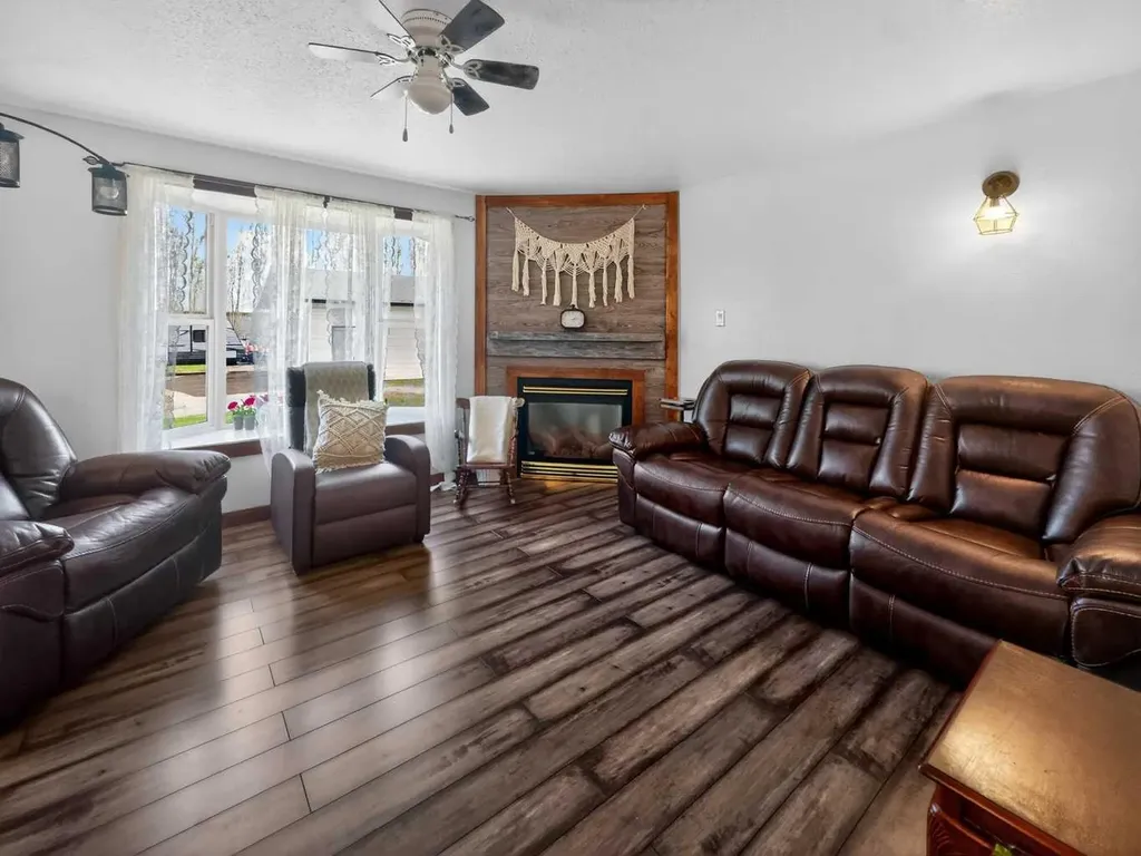 9229 95 Avenue Rural Mackenzie County AB T0H2H0