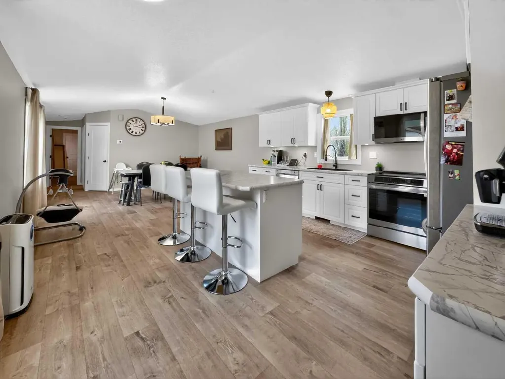 9229 95 Avenue Rural Mackenzie County AB T0H2H0