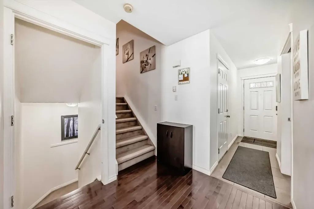 65 Spring Meadows Bay Okotoks AB T1S2G8