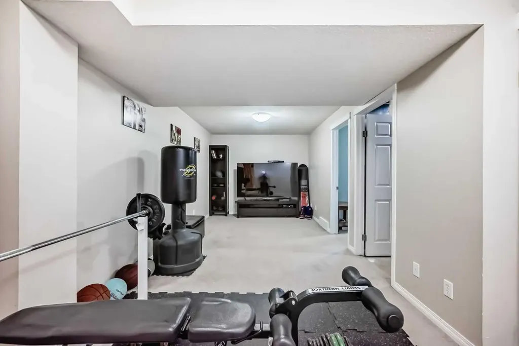 65 Spring Meadows Bay Okotoks AB T1S2G8
