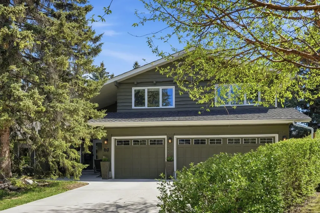 1128 Kildonan Place SW Calgary AB T2V 4B1